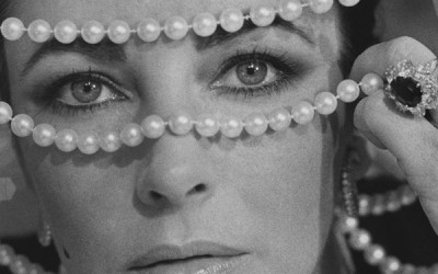 From Chanel to Dior: Unveiling the Timeless Elegance of Pearls in Fashion