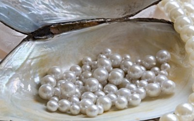 From Natural to Cultured- A Guide to Different Pearl Types and Values