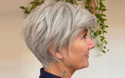 What Are The Best Hairstyles For Women Over 50 For A Sexy New Style 2023?