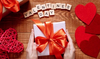 Ultimate Valentine's Day Gift Guide for Her: Best Feb 14 Gifts for Your New Girlfriend - Thoughtful Gestures