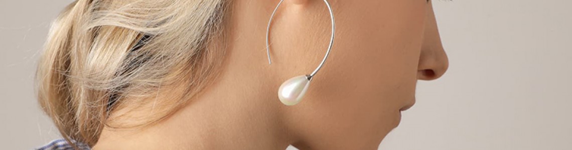 How to Wear Different Types of Pearl Earrings