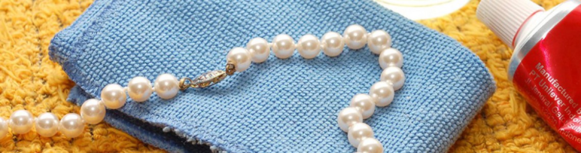 The Ultimate Guide to Exquisite Freshwater Pearls: Unveiling the Secrets of Care and Maintenance