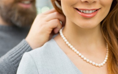 Pearl Necklace - The Best Valentine's Gift For Your Girlfriend