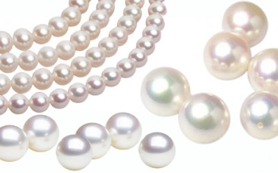 Akoya Pearls: Exploring the Pros and Cons of These Lustrous Gems
