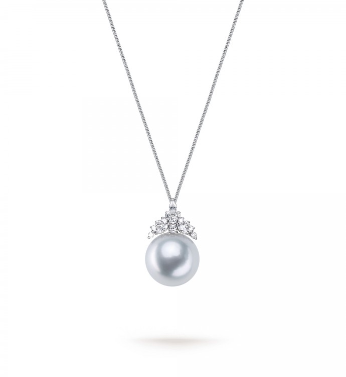 12.0-13.0mm White South Sea Pearl Queenie Pendant in 18K Gold - AAAA Quality