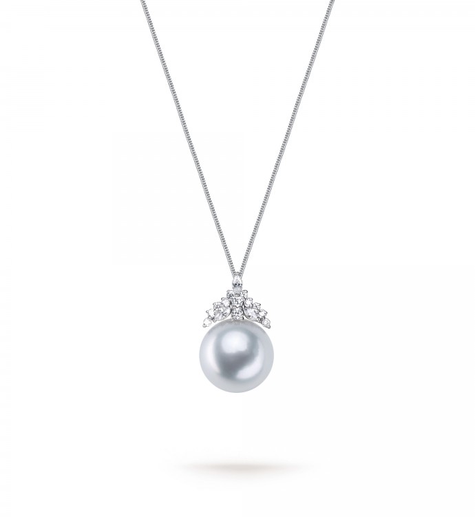 12.0-13.0mm White South Sea Pearl Queenie Pendant in 18K Gold - AAA Quality