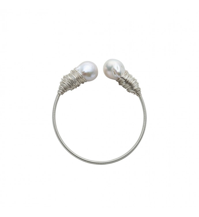 White Baroque Pearl Silver-Colored Bangle