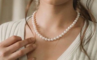 Are Akoya Pearls The Best?  A Complete Guide on Akoya Pearls