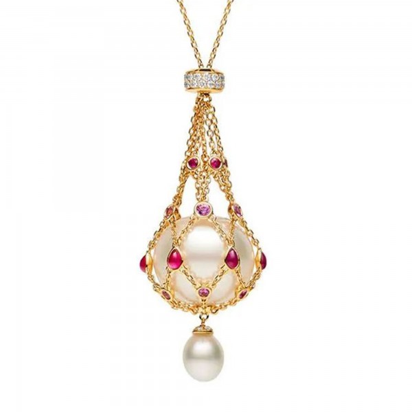 Exquisite designs - Australian South Sea Pearls By Paspaley