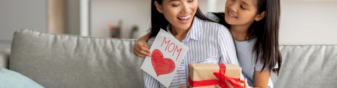 The Ultimate Mother's Day Gift Guide: Unique, Luxurious, and Personalized Ideas The Ultimate Mother's Day Gift Guide: Unique, Luxurious, and Personalized Ideas