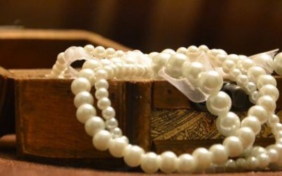 Do Real Pearls Peel? How To Avoid Damaging Your Pearls?