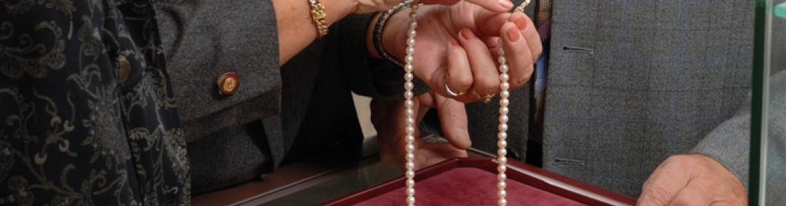 How Much Are Pearls Worth? A Quick Guide To Real Pearl Pricing