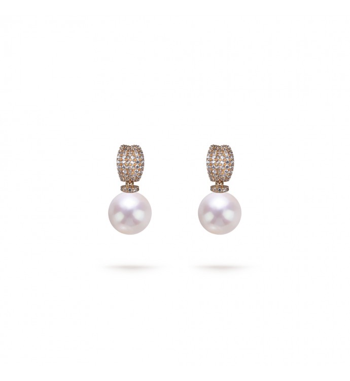 9.0-10.0mm White Freshwater Pearl Belle Earrings in 18K Gold - AAAAA Quality