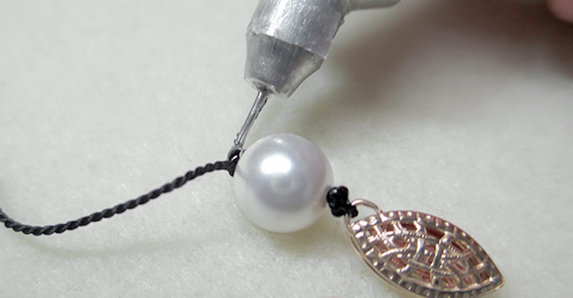 how to restring pearls