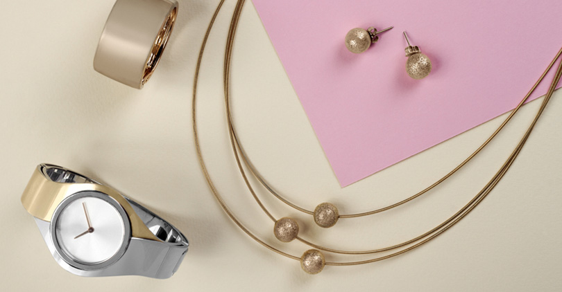 smart jewelry