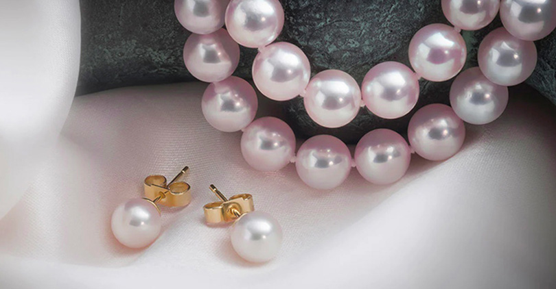 what does a pearl symbolize